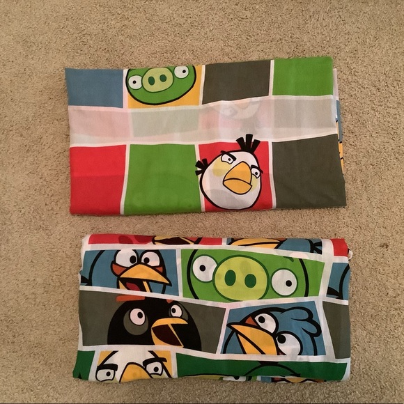 Angry Birds Sheets- Size Full - Picture 1 of 2